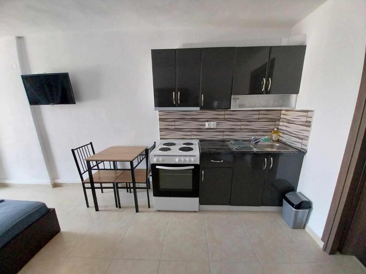 Souvlia Beach Parasporos Екстериор снимка