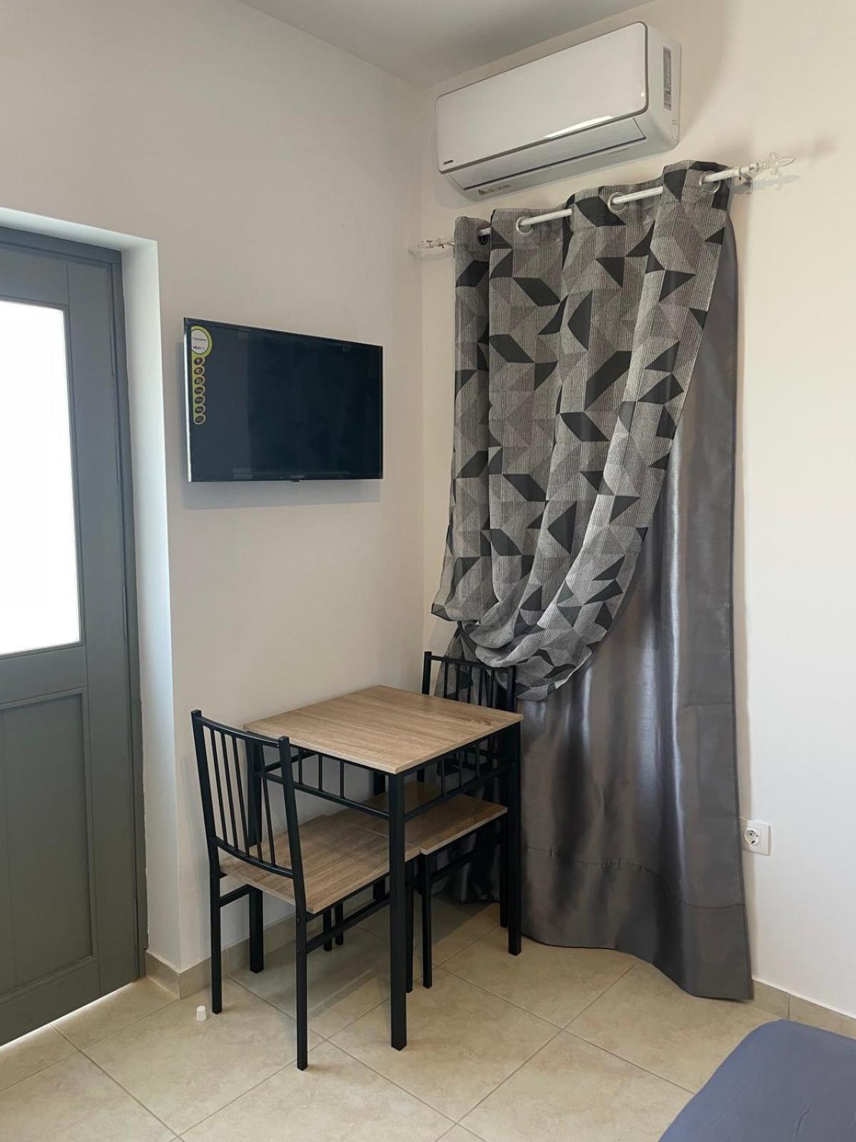 Souvlia Beach Parasporos Екстериор снимка